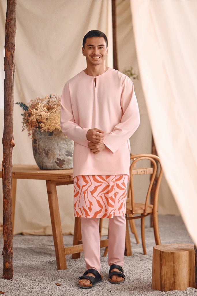The Bayu Men Kurta in Pink