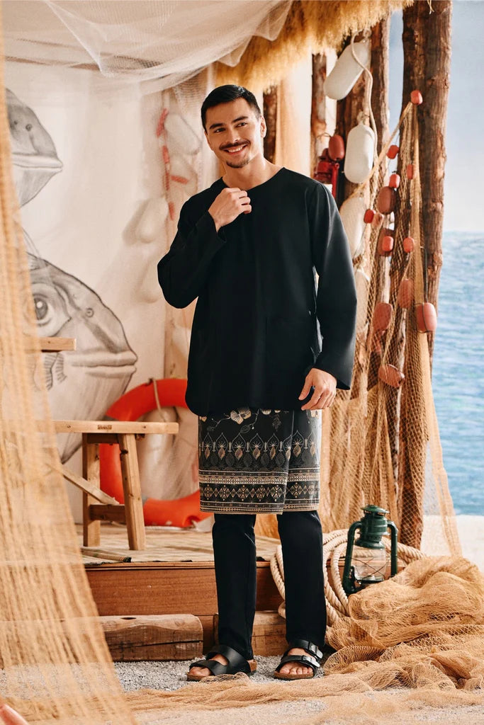The Harbour Men Kurta in Black